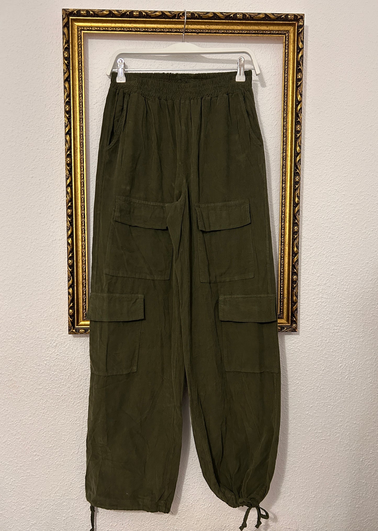 Pantalón cargo buganvilla