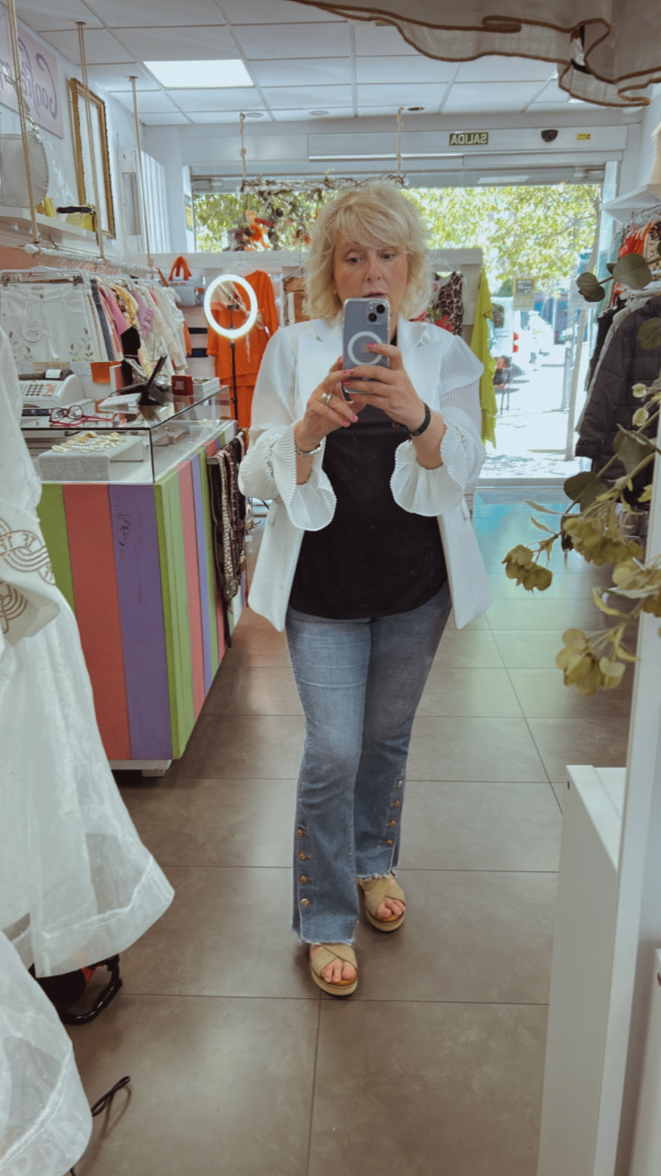 Americana Fiorela