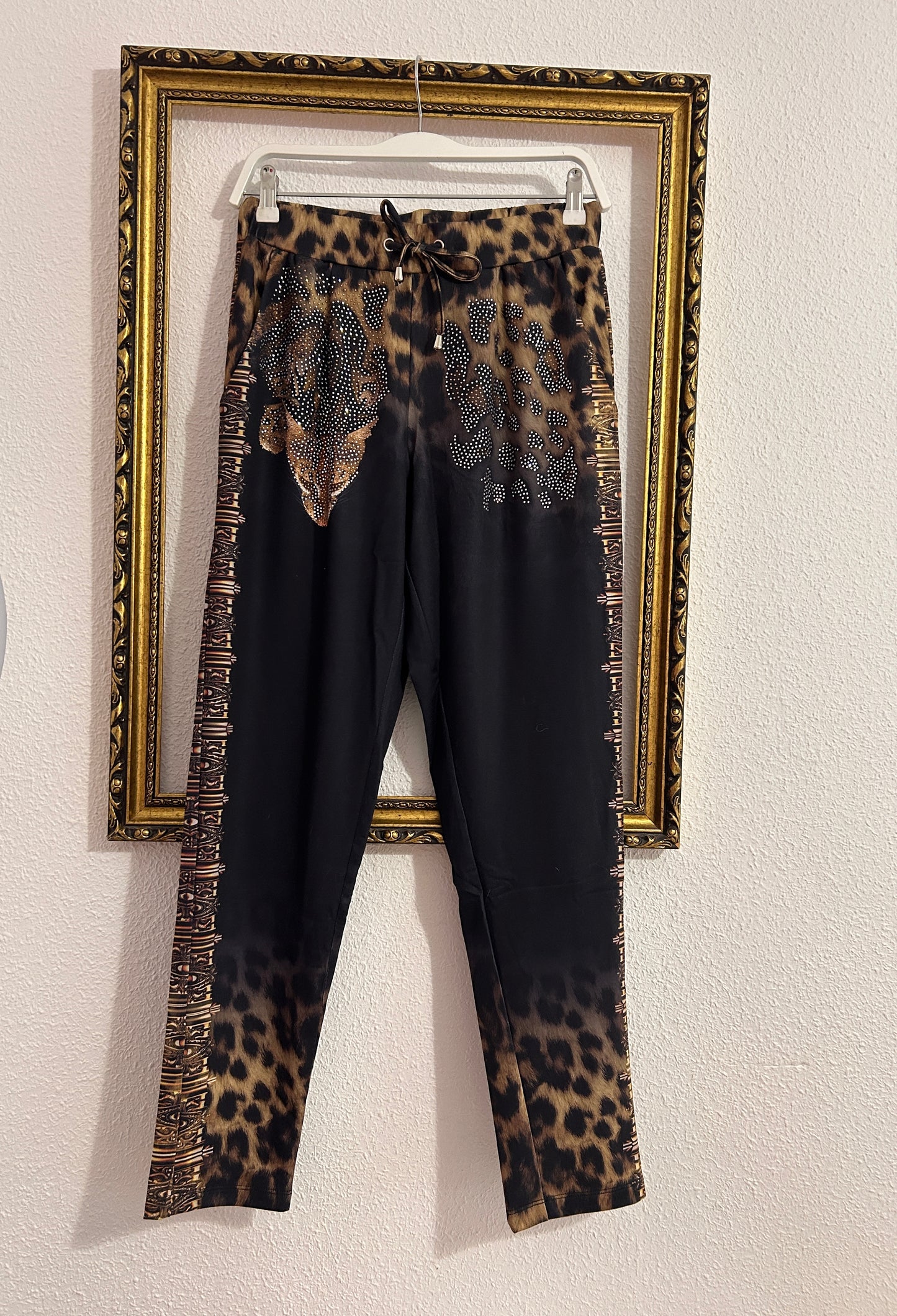 Pantalón cats
